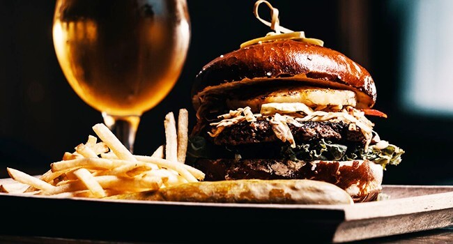 This Meat-Heavy Pub Just Went Vegan and We’re Already There