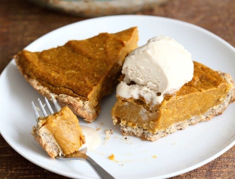 8 Vegan Desserts That Are Perfect for Thanksgiving