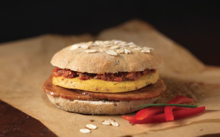 REVIEW: Sweet Earth’s Farmstand Flaxbread Vegan Breakfast Sandwich