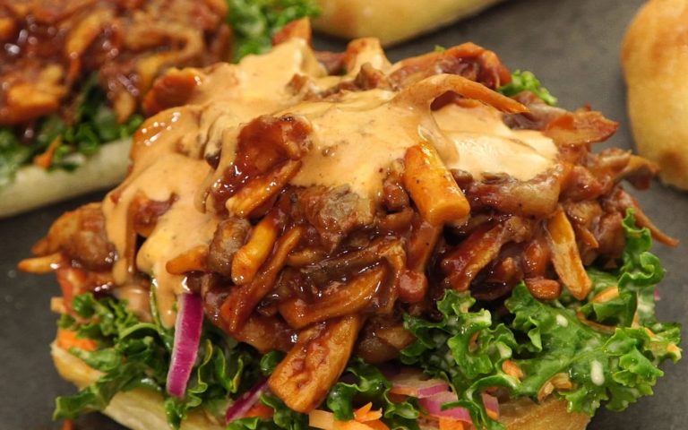 Delicious Vegan Recipes for Super Bowl Sunday Parties