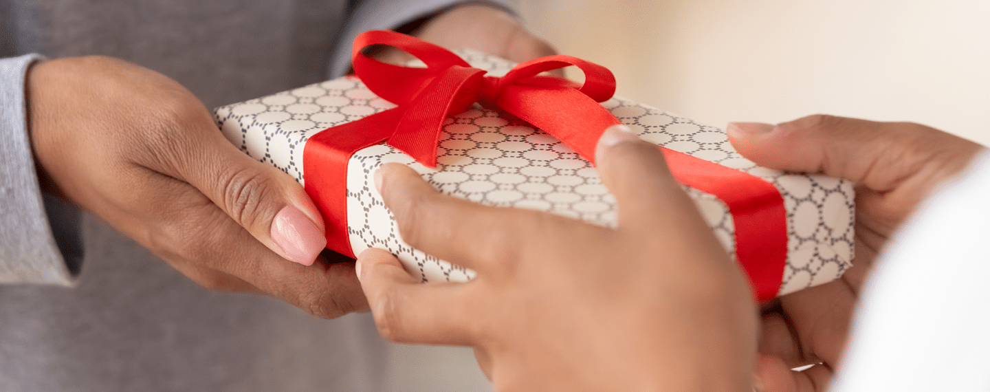 10 Vegan-Friendly Holiday Gifts You Can Order from Your Couch