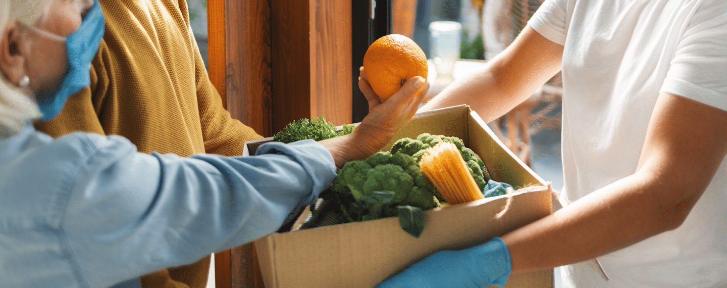 cilia mister temperamentet blanding Vegan Food Bank in Las Vegas Distributes Healthy Food to Those in Need