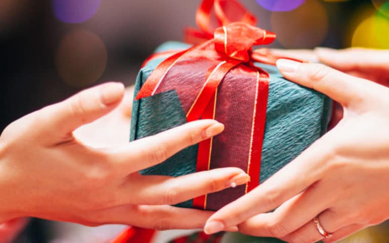 10 Ways You Can Deck the Halls with Kindness This Holiday Season