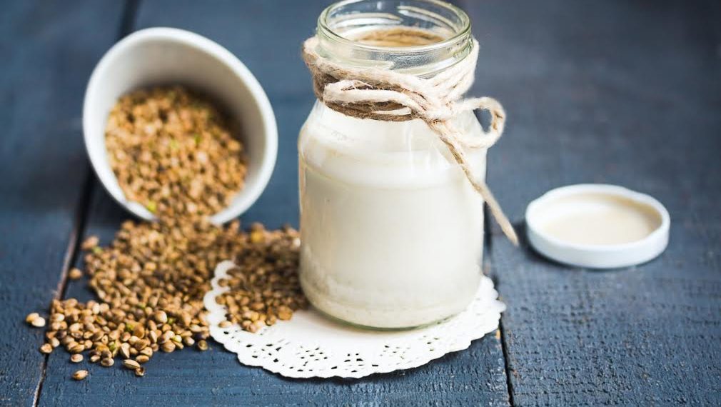 5 razones por las que los veganos deberían considerar añadir el cáñamo a su alimentación
