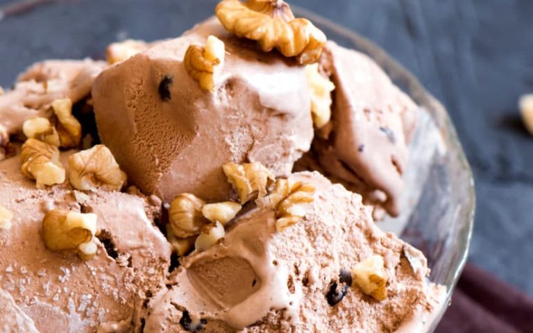7 recetas de helado vegano que te harán dejar los lácteos