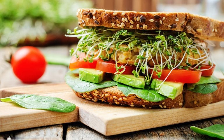 8 recetas de sándwiches veganos que no te puedes perder