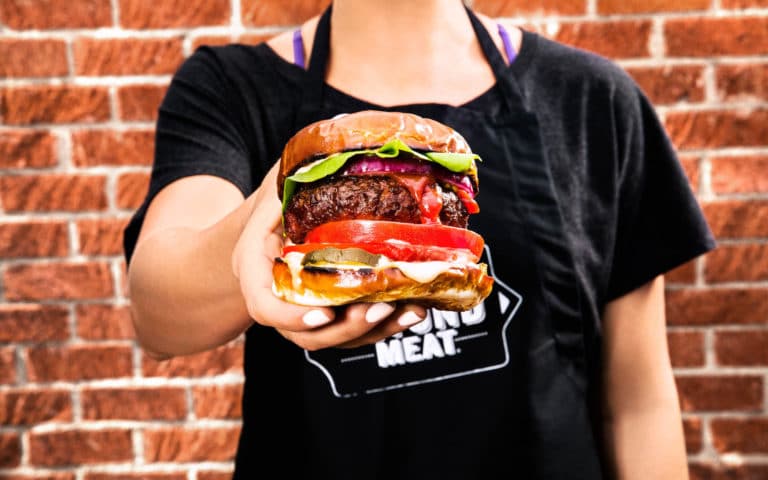 REVOLUÇÃO! A gigante processadora de carnes, Tyson Foods, investe em proteína vegetal